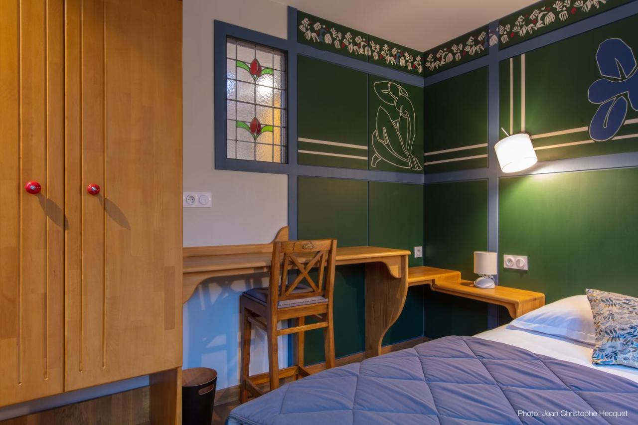 Les Patios Bed & Breakfast Ленс Екстериор снимка